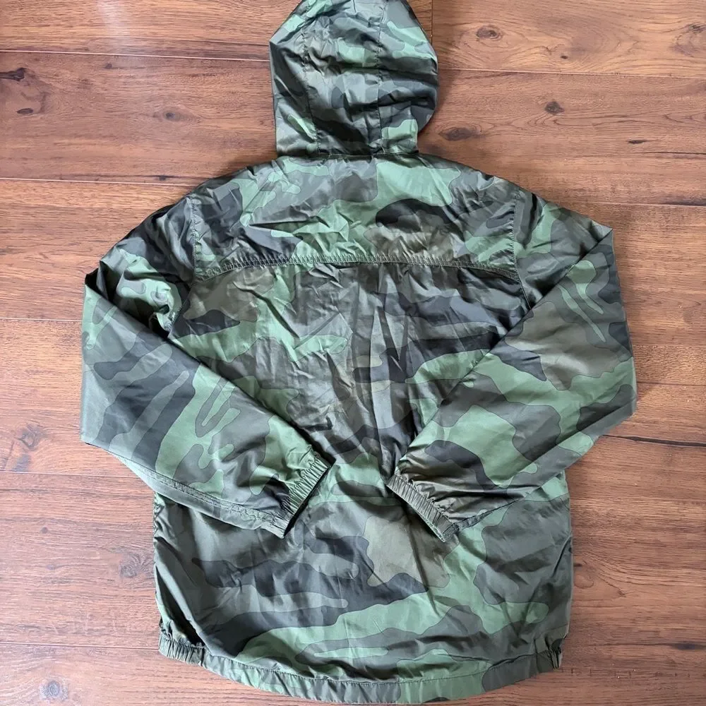 Gap Green Camouflage Kids Rain Jacket Comfortable Fit